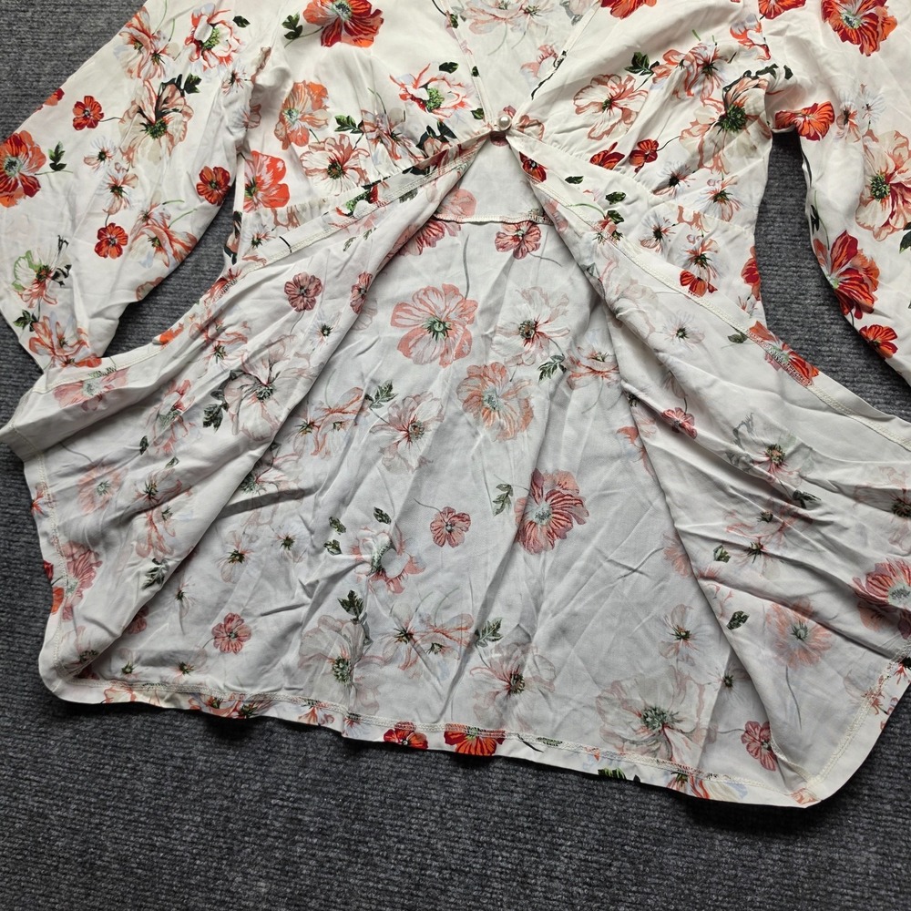 Papillon Blanc Poppy Floral Kimono Tunic Top Womens M Split Front Pearl Accent - Picture 4 of 9